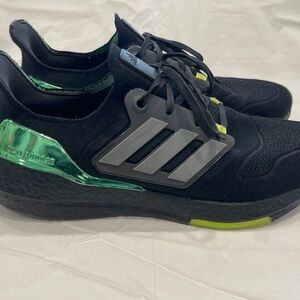 Rare Special Order Adidas Ultra Boost Metallic Green